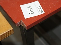 Werktafel met kunststof blad en rvs onderstel wijdeven & zn. afmeting 250 x 70 x 90 cm. let op: klein hoekj... - afbeelding 3 van  3