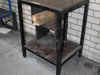 Werktafel met onderplateau. afmeting 70 x 60 x 95 cm. - afbeelding 2 van  2