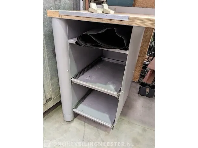 Werktafel met verlichting ergo swiss - afbeelding 2 van  9