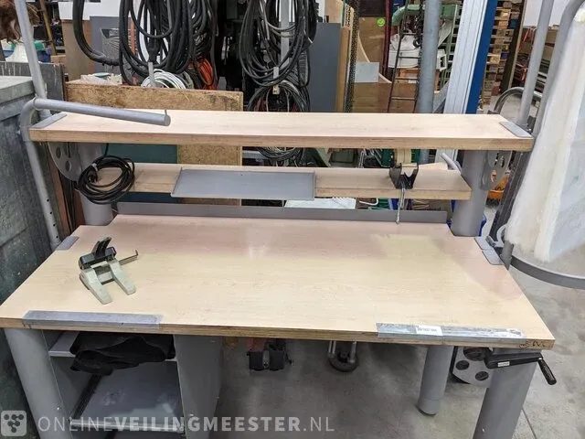 Werktafel met verlichting ergo swiss - afbeelding 5 van  9