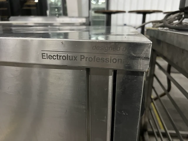 Werktafel schuifdeurkast electrolux professional - afbeelding 2 van  3