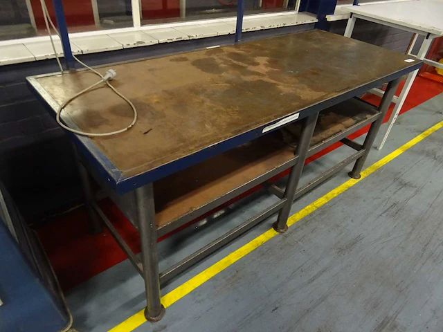 Werktafel - afbeelding 3 van  3