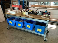 Werktafel - afbeelding 1 van  14