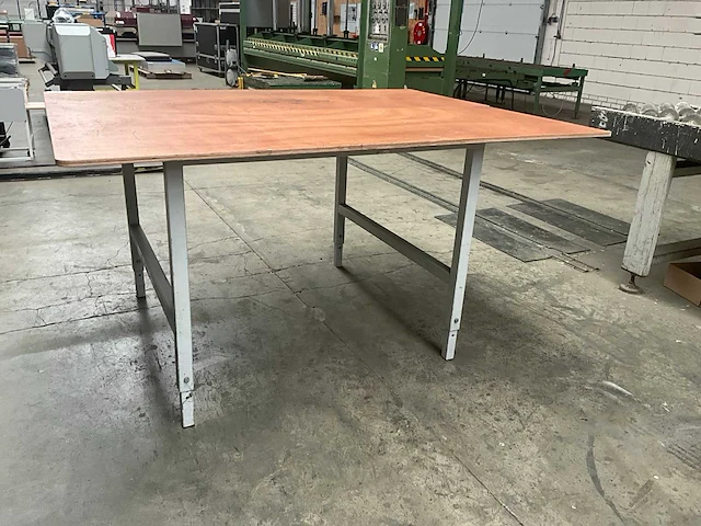 Werktafel - afbeelding 1 van  2