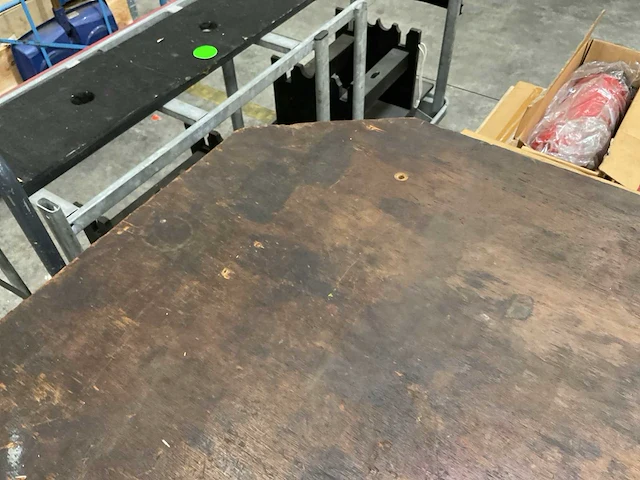 Werktafel - afbeelding 3 van  4