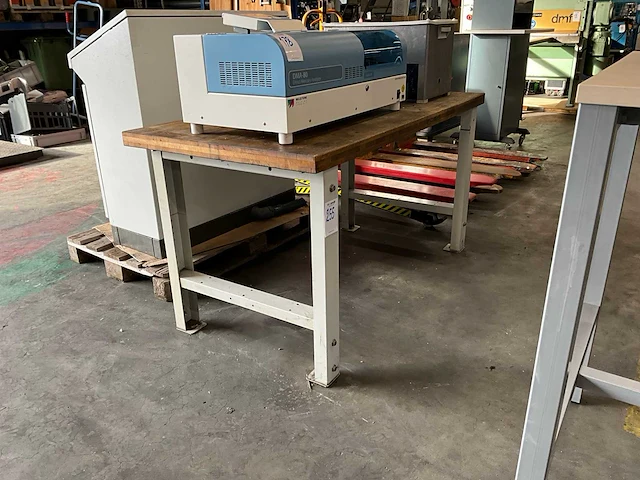 Werktafel - afbeelding 2 van  4