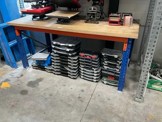 Werktafel - afbeelding 1 van  1