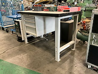 Werktafel - afbeelding 1 van  8