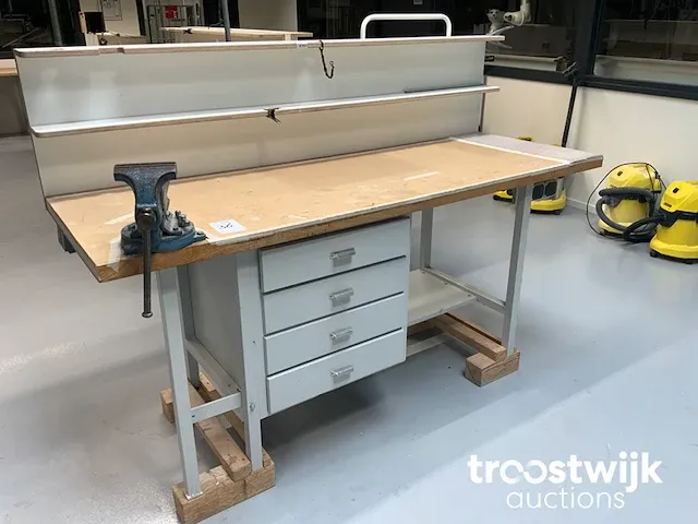 Werktafel - afbeelding 1 van  4