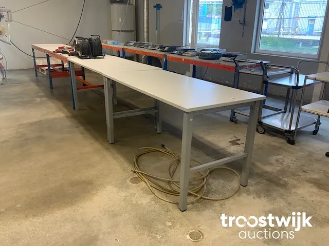 Werktafels - afbeelding 1 van  4