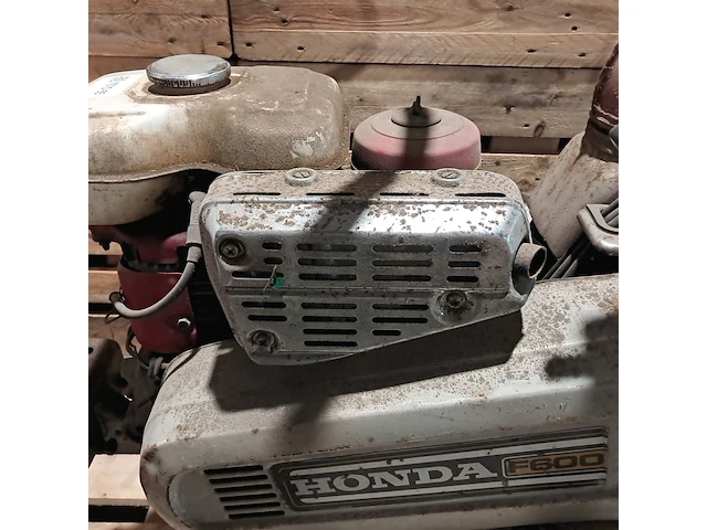 Werktuigdrager, honda, f600, met tielbürger sneeuw- en grondschuif - afbeelding 15 van  21