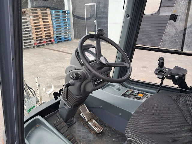 Werktuigdrager lm trac, 286, bouwjaar 2017 - afbeelding 29 van  51
