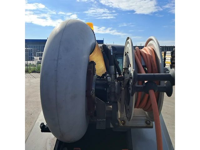 Werktuigdrager met onkruidbrander nilfisk, city ranger 2250, 2016 - afbeelding 7 van  49