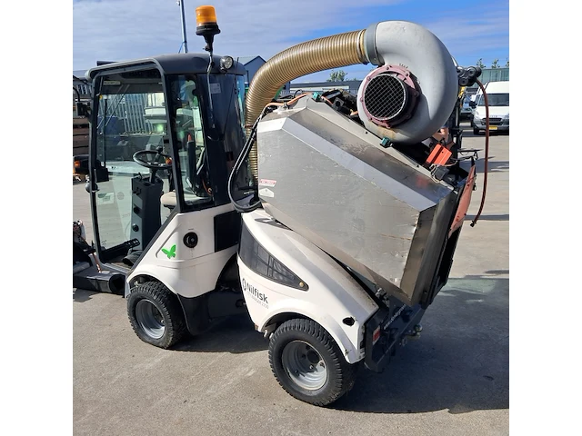 Werktuigdrager met onkruidbrander nilfisk, city ranger 2250, 2016 - afbeelding 9 van  49