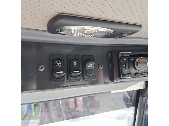 Werktuigdrager met onkruidbrander nilfisk, city ranger 2250, 2016 - afbeelding 28 van  49