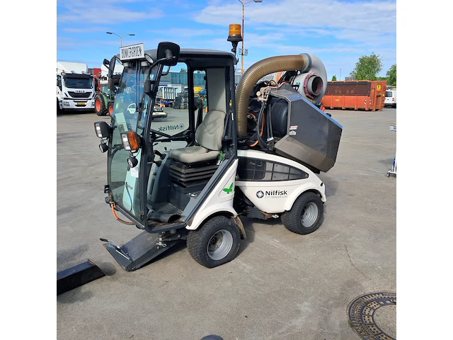 Werktuigdrager met onkruidbrander nilfisk, city ranger 2250, 2016 - afbeelding 45 van  49