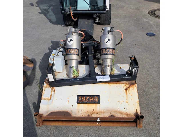 Werktuigdrager met onkruidbrander nilfisk, city ranger 2250, 2016 - afbeelding 48 van  49
