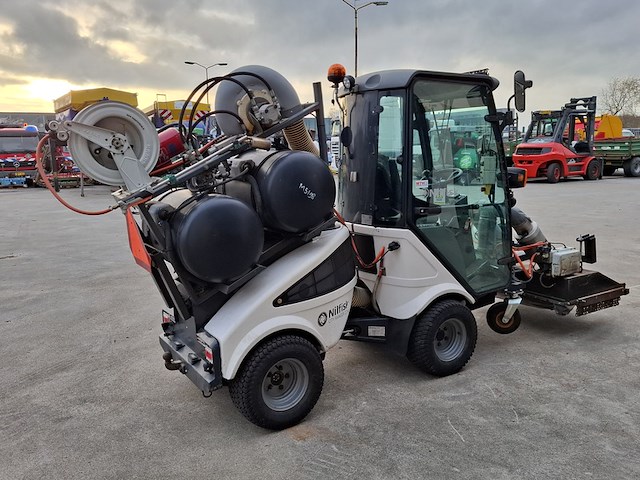 Werktuigdrager met onkruidbrander, nilfisk, fv2250, 2017 - afbeelding 32 van  36