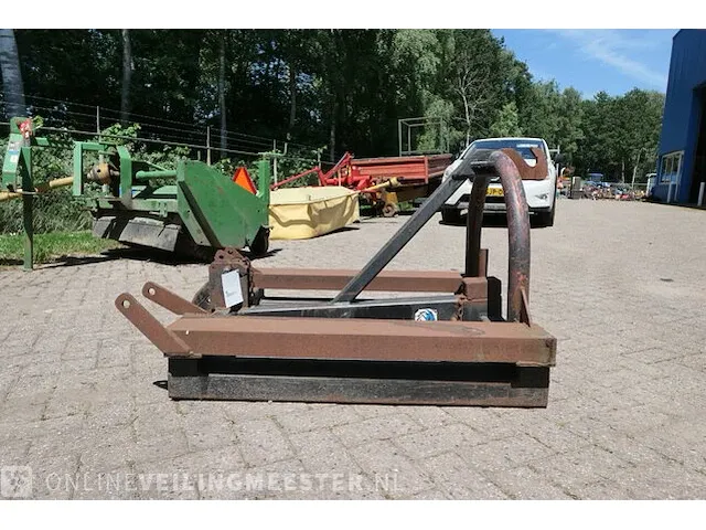 Werktuigdrager/oppikbok - afbeelding 2 van  7