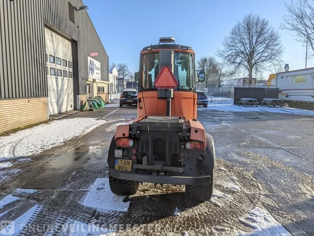 Werktuigendrager met kantensteker en borstel max holder, 212, bouwjaar 2015 - afbeelding 34 van  43