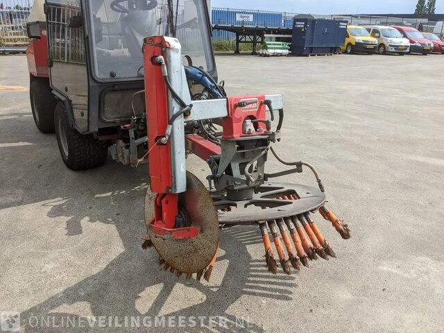 Werktuigendrager nimos, dh-trac okb-70 met veger- en kantensnijder, bouwjaar 2012 | 741h. | t-83-bzr - afbeelding 4 van  37