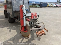 Werktuigendrager nimos, dh-trac okb-70 met veger- en kantensnijder, bouwjaar 2012 | 741h. | t-83-bzr - afbeelding 4 van  37