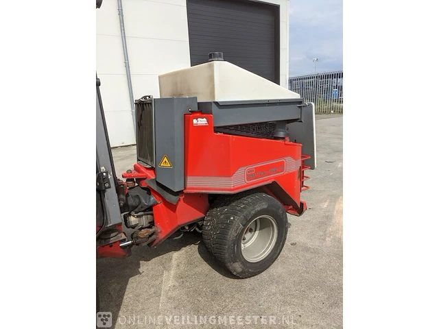 Werktuigendrager nimos, dh-trac okb-70 met veger- en kantensnijder, bouwjaar 2012 | 741h. | t-83-bzr - afbeelding 25 van  37