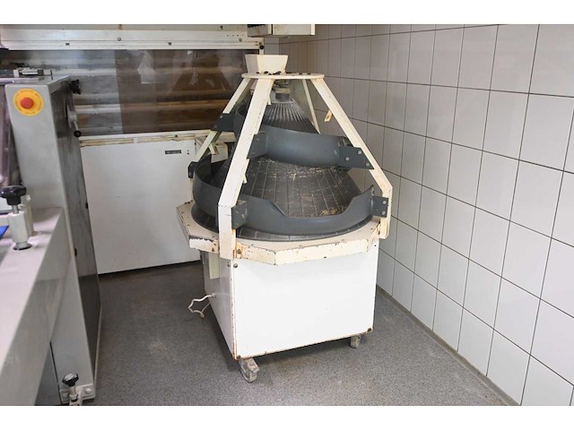 Werner & pfleiderer - opbolmachine - afbeelding 1 van  4