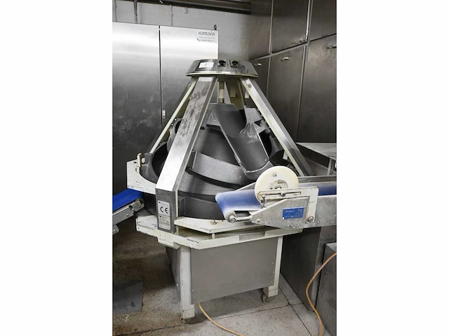 Werner & pfleiderer ccr 59k cilindrische conische opbolmachine - afbeelding 2 van  4