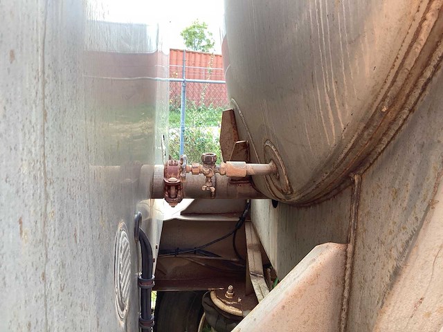 West mark tank oplegger - afbeelding 12 van  18