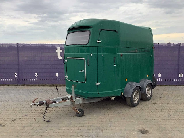 Westfalia - 120882f - paardentrailer - afbeelding 1 van  14