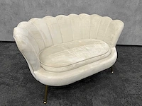 Westwing - design sofa beige - schelp velvet - afbeelding 8 van  12
