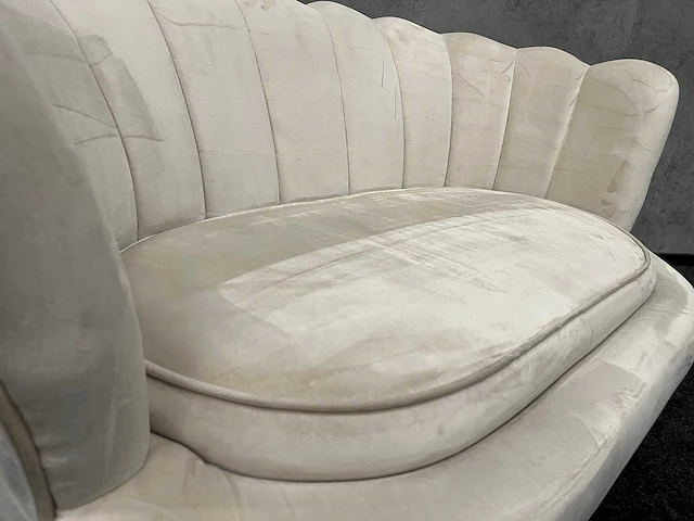Westwing - design sofa beige - schelp velvet - afbeelding 10 van  12