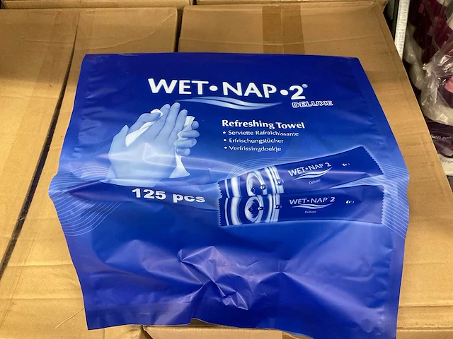 Wet nap - refreshing towels (9000x) - afbeelding 2 van  3