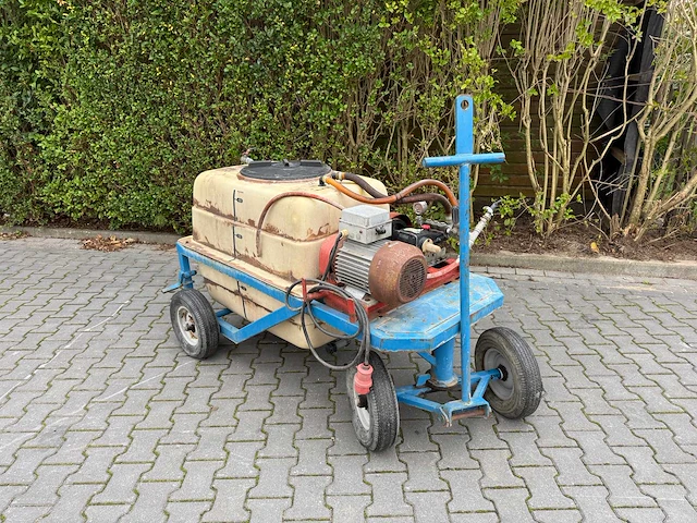 Weterings spuitwagen - afbeelding 8 van  13