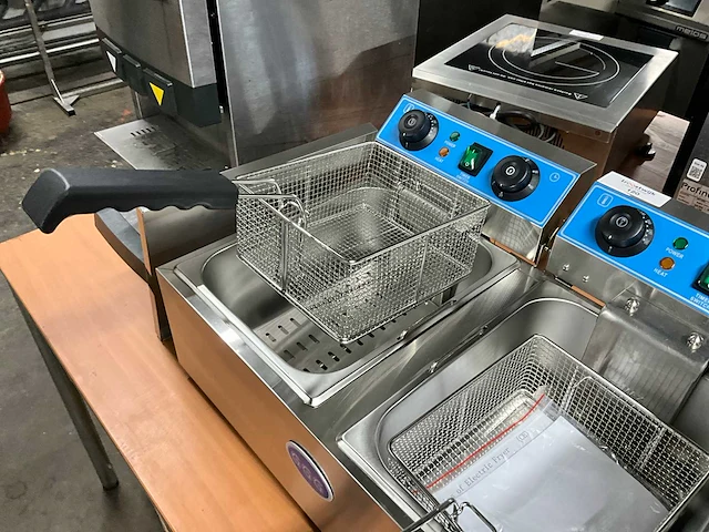Wf-102 dubbele friteuse - afbeelding 2 van  6