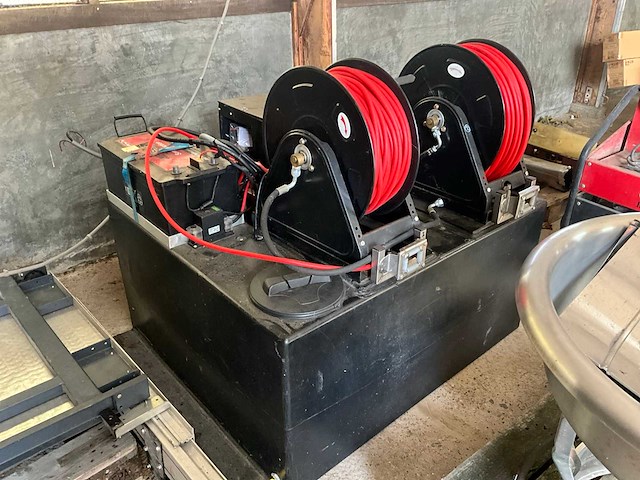 Wfp launcher systeem - pompsysteem voor osmose glasbewassing / zonnepanelen - reiniger systeem - afbeelding 1 van  11