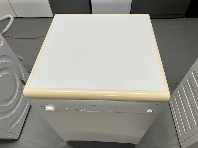 Whirlpool - - whirlpool vaatwasser + whirlpool wasmachine bovenlader - afbeelding 10 van  15