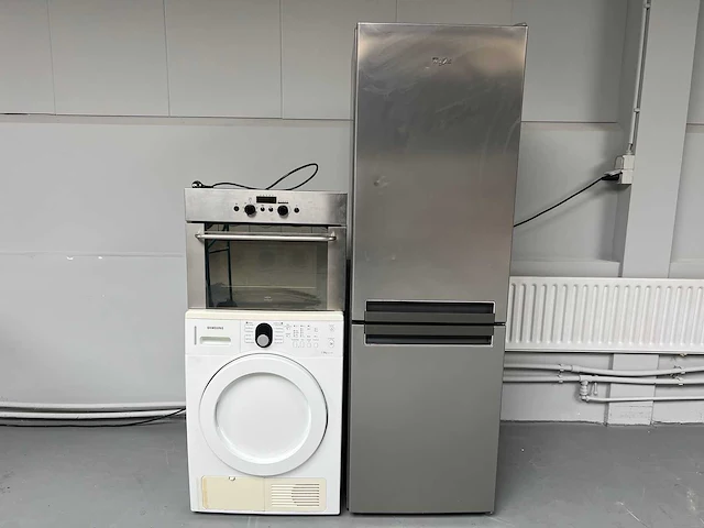 Whirlpool - combinatiekavel koelkast+ combimagnetron inbouw+ droger - afbeelding 1 van  13