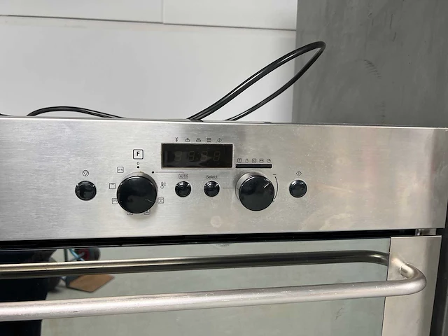 Whirlpool - combinatiekavel koelkast+ combimagnetron inbouw+ droger - afbeelding 8 van  13