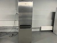 Whirlpool - whirlpool grijs koelkast + toyota naaimachine + el. heater convector - afbeelding 1 van  15