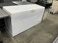 Whirlpool afg 6552 ap vrieskist - afbeelding 1 van  8