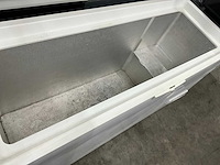 Whirlpool afg 6552 ap vrieskist - afbeelding 2 van  8