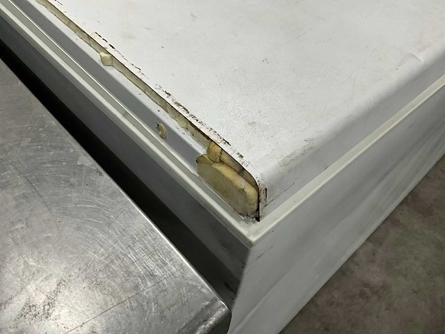 Whirlpool afg 6552 ap vrieskist - afbeelding 7 van  8