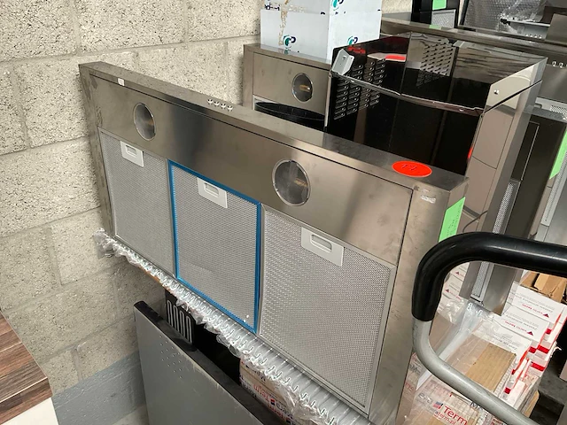 Whirlpool akr559/3ix afzuigkap - afbeelding 2 van  3