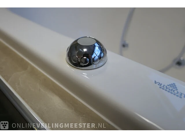 Whirlpool cleopatra, zes hoek, roomwit - afbeelding 11 van  11