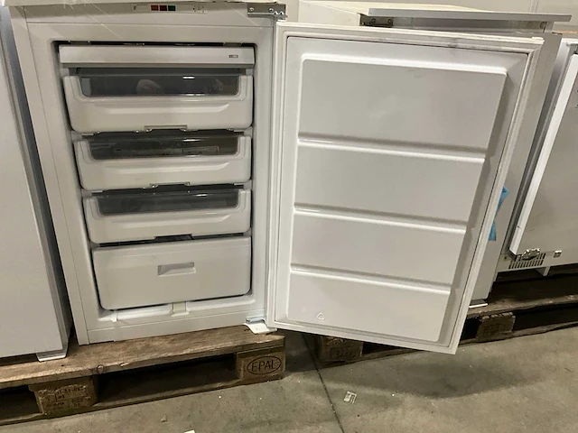 Whirlpool inbouw vriezer - afbeelding 2 van  4