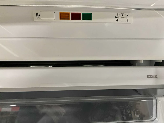 Whirlpool inbouw vriezer - afbeelding 3 van  4