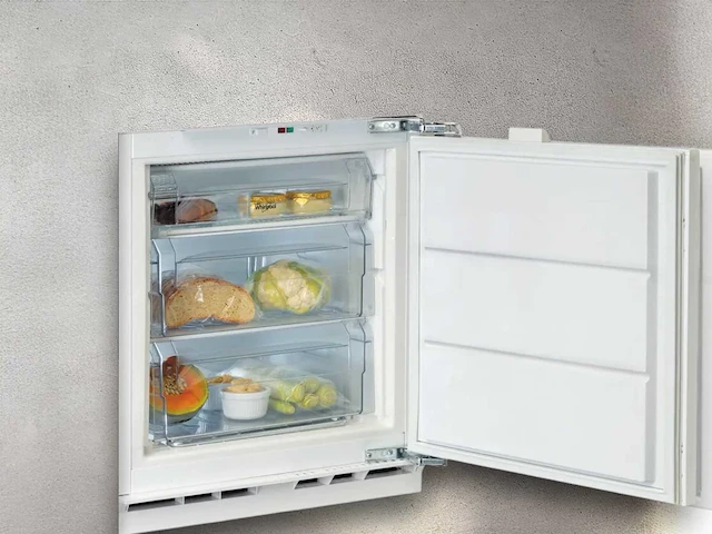Whirlpool wbufz011 inbouw vriezer - afbeelding 1 van  3