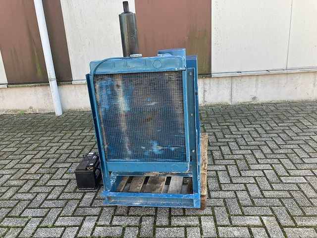 White / alternator 3 - generator set 36 kva - stroomgenerator - afbeelding 9 van  11